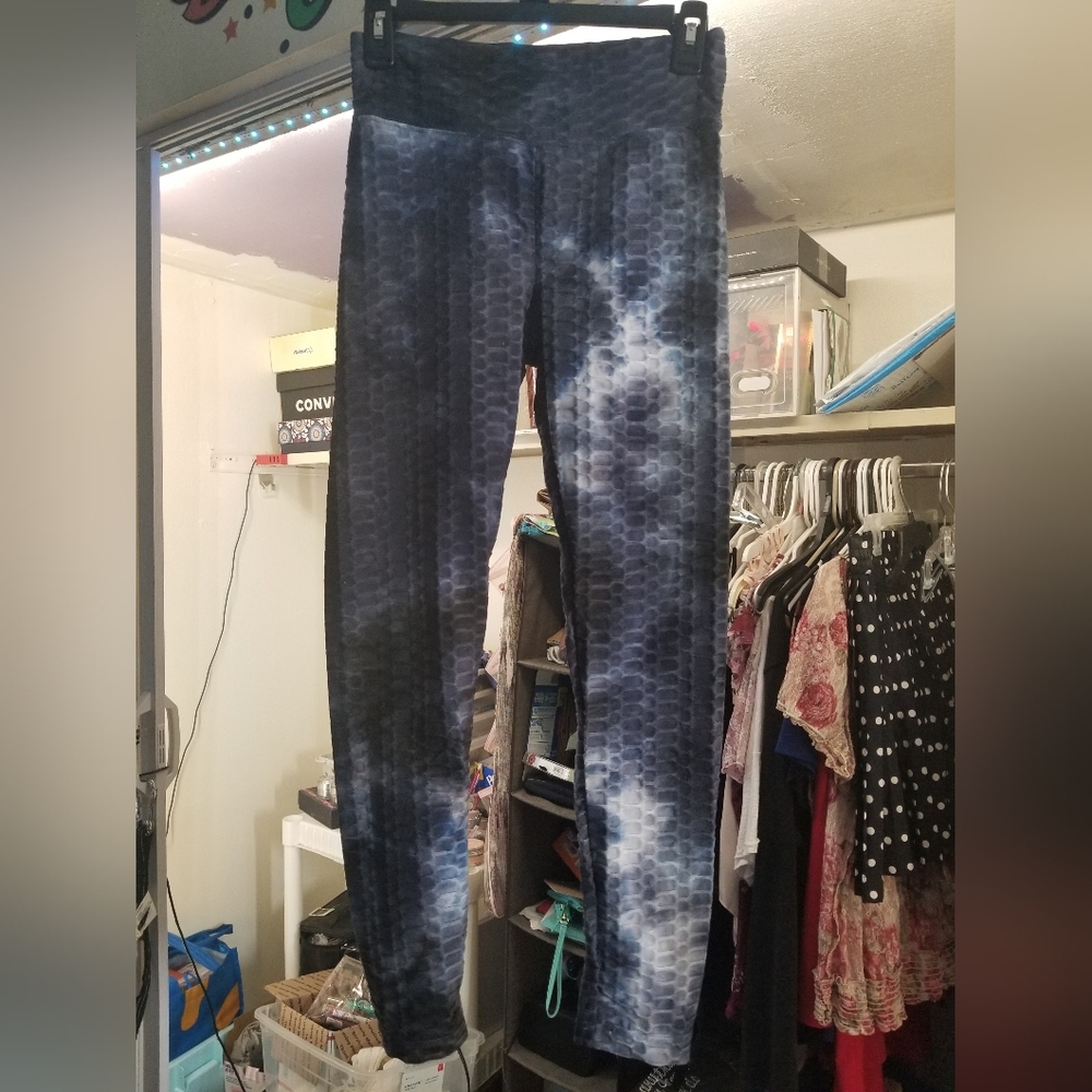3/20$*No Boundaries Black Leggings